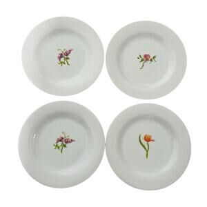 Pottery Barn Bloom Salad/ Dessert Plates Elegant Floral Blossom 8.5” Set of 4
